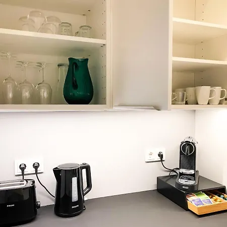 Modernes Loft-apartment Inkl Tiefgarage Im Zentrum Leipzigs Appartement